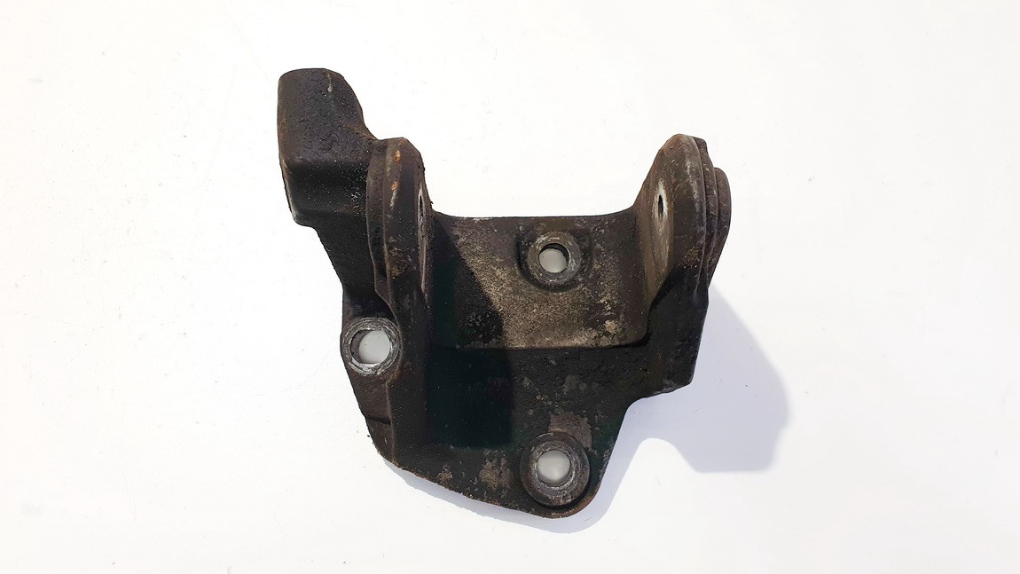 30674 Dodge Journey 2008 Engine Mount Bracket and Gearbox Mount Bracket