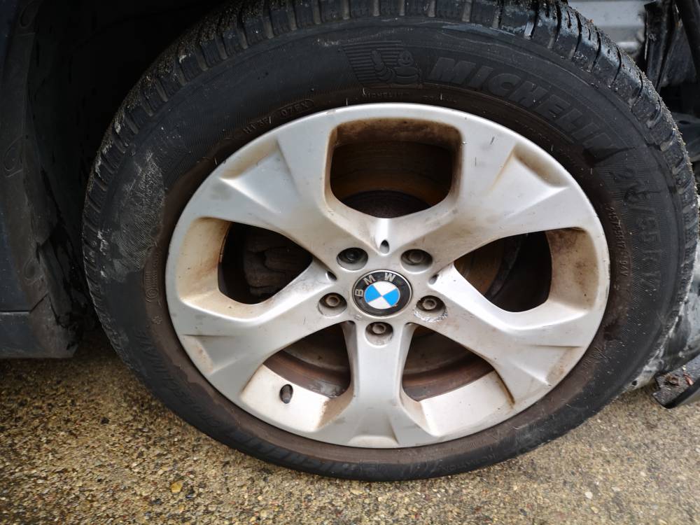 5X120 BMW X1 2012 Räder-Kit R17 - Thumbnail 3