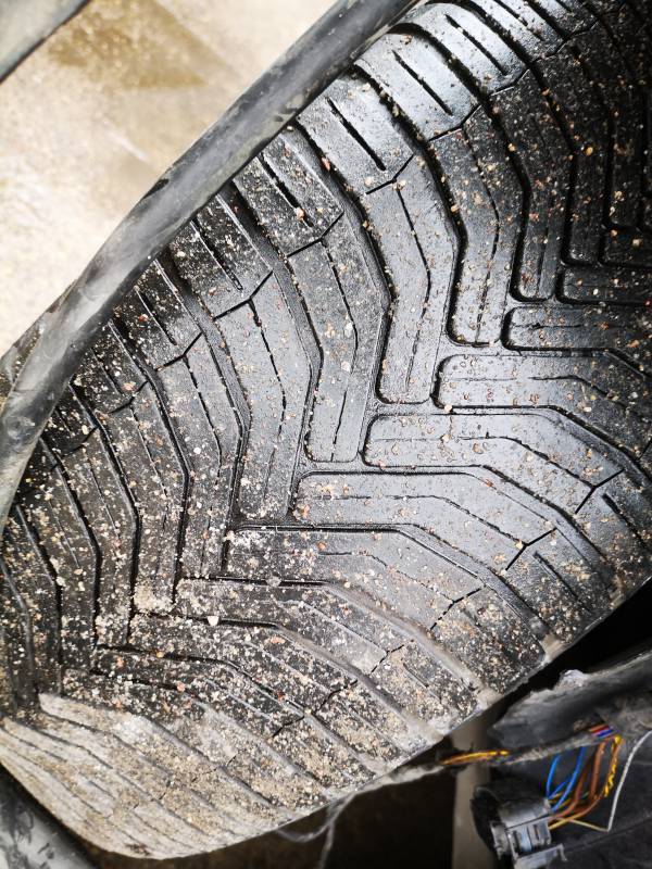 5X120 BMW X1 2012 Räder-Kit R17 - Thumbnail 5