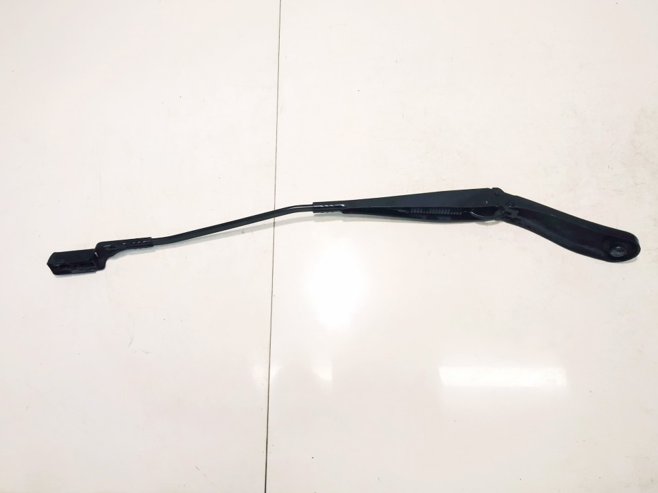 7S717526AC Ford Mondeo 2008 Ramię wycieraczki przedniej (przednie wycieraczki)