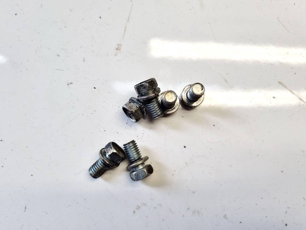 Toyota RAV-4 2011 Śruba tarczy