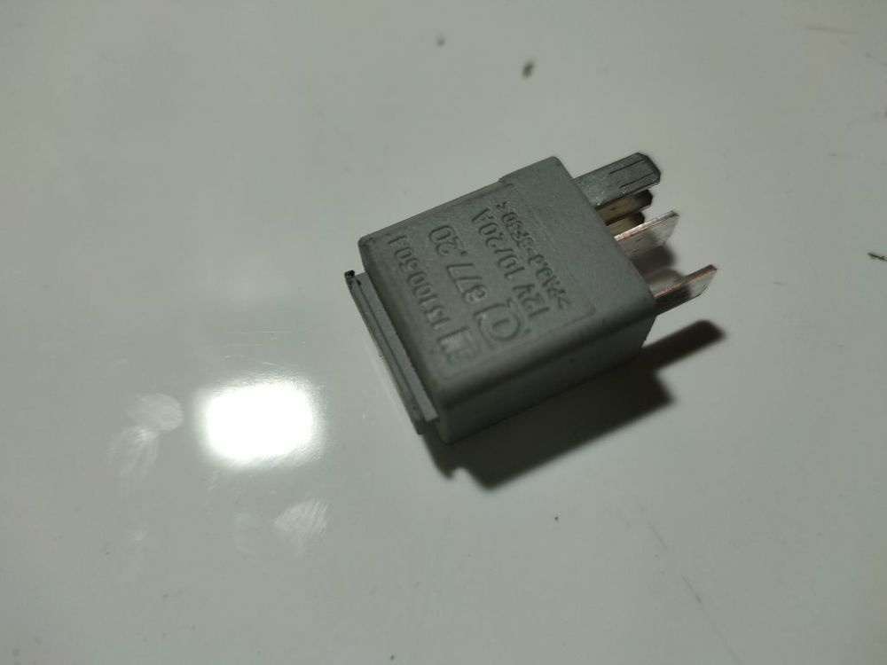 13100504 Opel Zafira 2006 RELÉ PARA AUTOMÓVIL