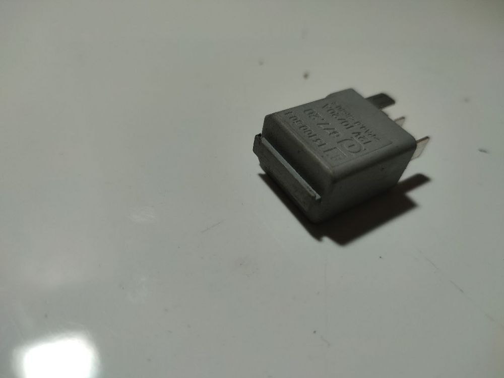 13100504 Opel Zafira 2006 Relay module - Thumbnail 2