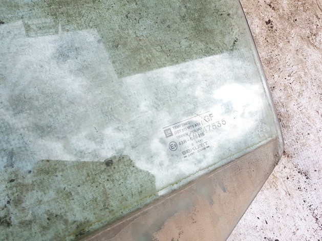 Opel Corsa 1999 Durvju stikls - AIZMUGURE PA KREISI - Thumbnail 2