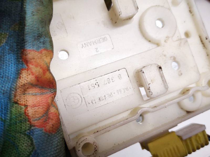 837551 BMW 3-Series 2004 Skrzynka bezpieczników - Thumbnail 3