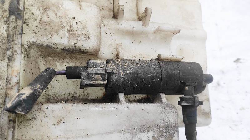 SAAB 9-3 2003 Zibintu apiplovimo varikliukas