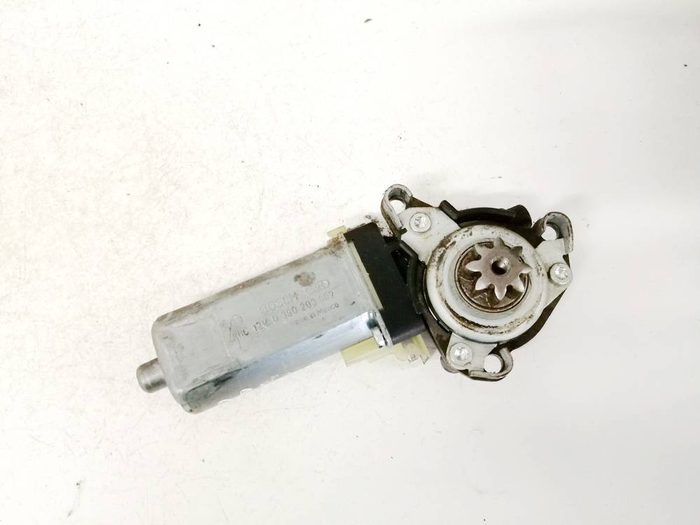 0390203002 Chrysler 300C 2005 Silniczek fotela - PRZEDNIE PRAWE