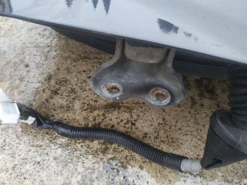 Toyota Corolla Verso 2006 Door Hinge - FRONT