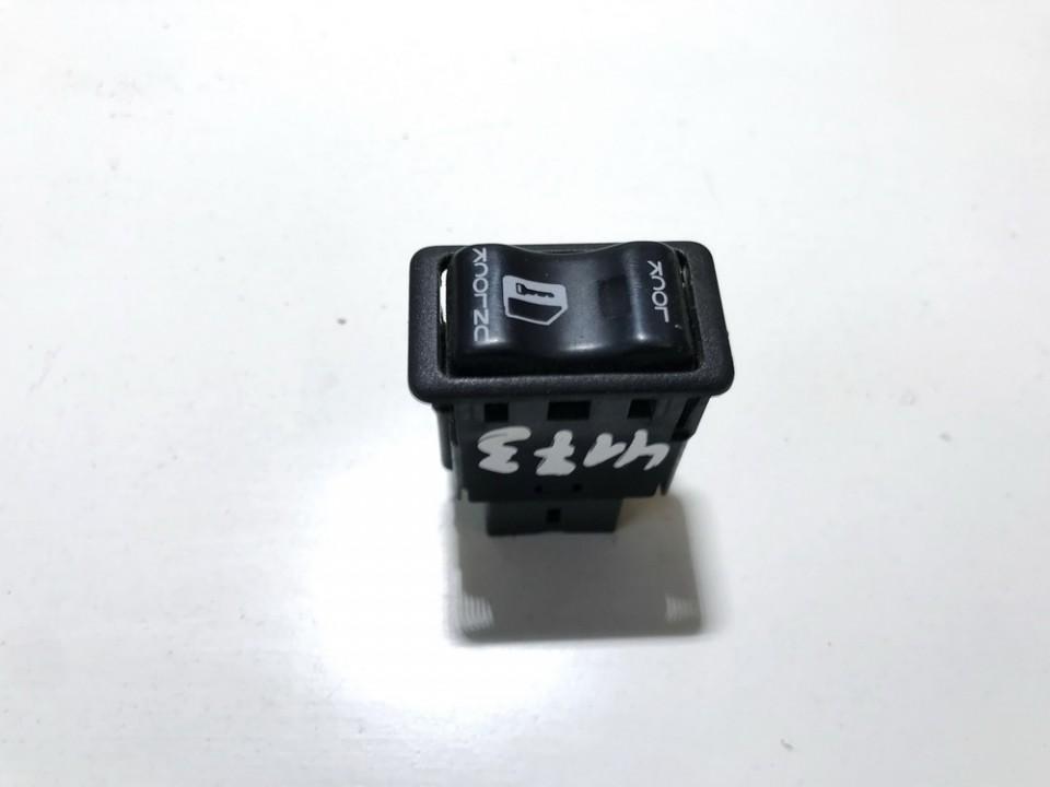 Nissan Primera 2003 Door central locking lock switch control (DOOR LOCK SWITCH)