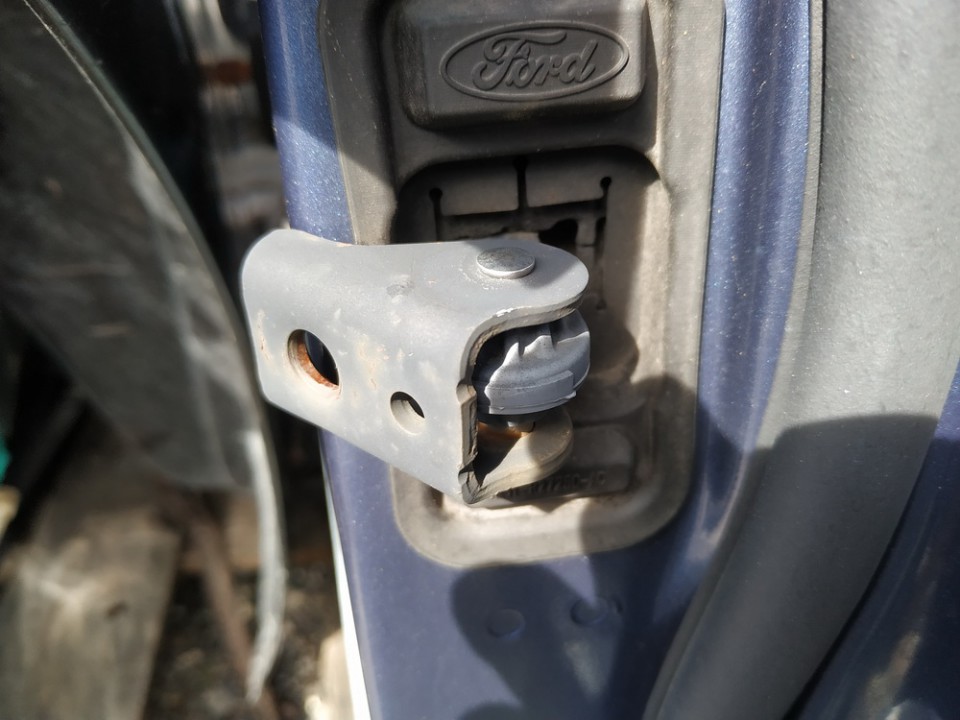 Ford Focus 2005 Door Check (Strap) - REAR LEFT - Thumbnail 3