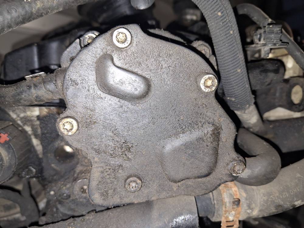 Volkswagen Touran 2005 Jarrujen tyhjiöpumppu