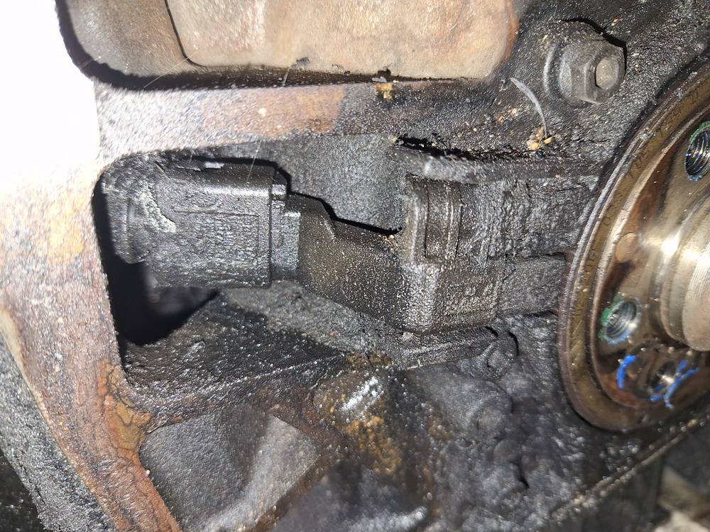 Volkswagen Touran 2005 Kampiakselin asentotunnistin