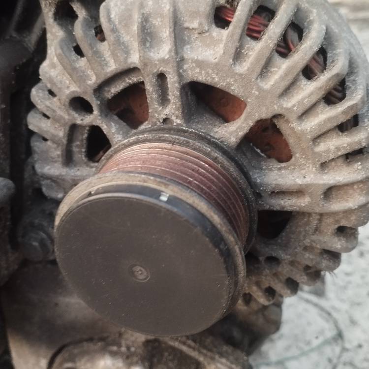 06F903023 Volkswagen Touran 2006 Alternator - Thumbnail 2