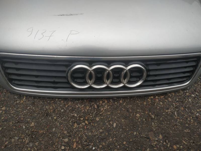 Audi A4 1997 Передняя решетка (Капот) - Thumbnail 2
