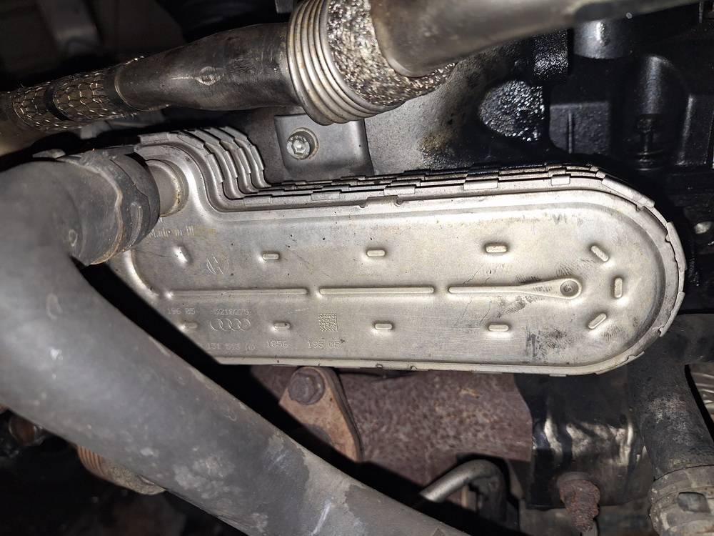 038131513AD Volkswagen Touran 2005 EGR-jäähdytin (pakokaasujen jäähdytin)