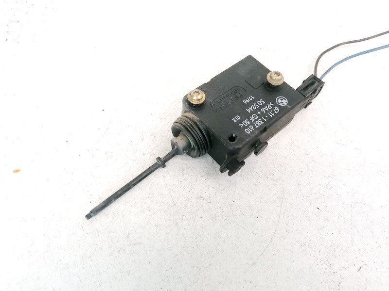 67111387610 BMW 3-Series 1993 Silnik Zamka Wlewu Paliwa