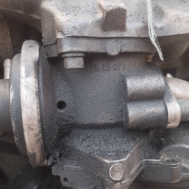 038129637 Volkswagen Touran 2006 EGR Valve Exhaust Gas