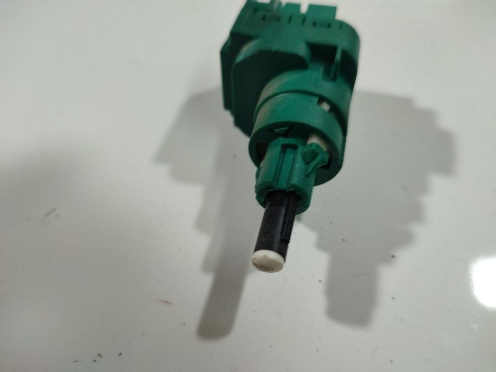 1C0945511A Volkswagen Bora 2002 Датчик включения стоп-сигнала - Thumbnail 2