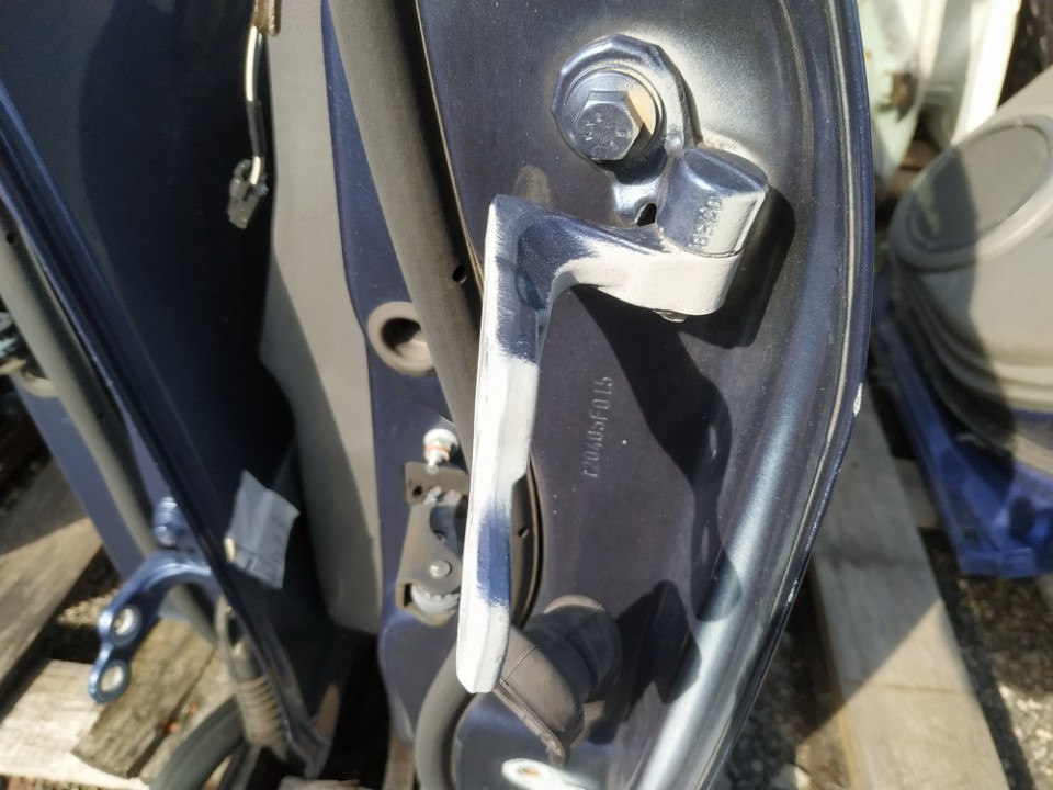 Ford Focus 2005 Priekšējo durvju eņģe - PRIEKŠ - Thumbnail 2