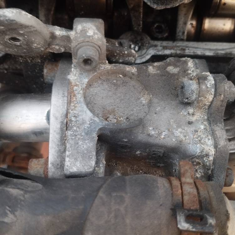Volkswagen Touran 2006 EGR Valve Exhaust Gas