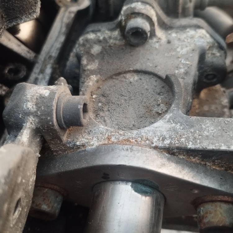 Volkswagen Touran 2006 EGR voztuvas - Thumbnail 3