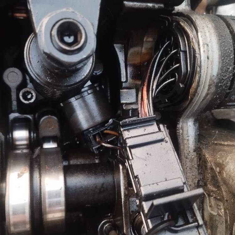 Volkswagen Touran 2006 Fuel Injector