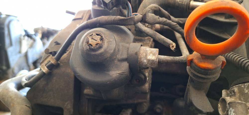 Skoda Superb 2011 High Pressure Injection Pump - Thumbnail 3