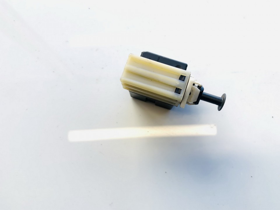 30505L Chrysler Stratus 2005 Brake Light Switch (sensor) - Switch (Pedal Contact)
