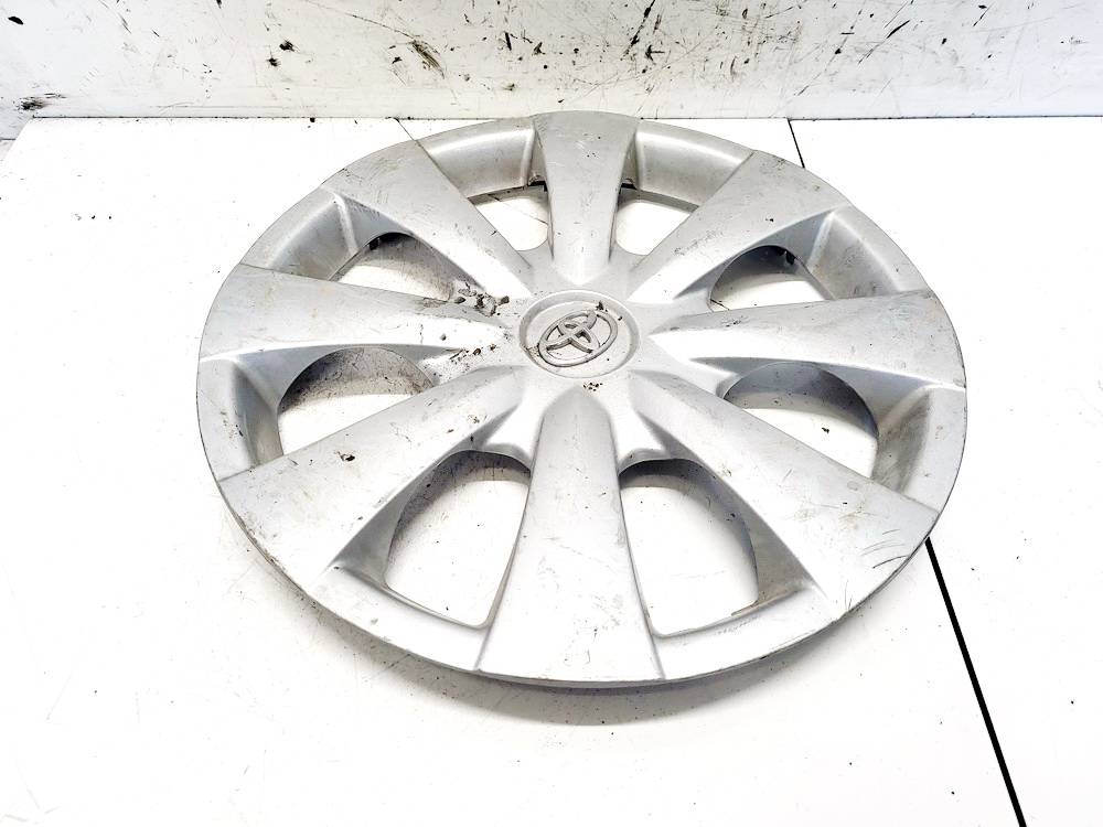 4260202310 Toyota Auris 2006 Hub Cap (Cover) 15 - Thumbnail 2