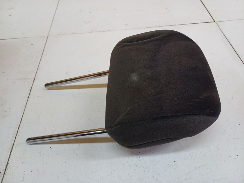 Peugeot 207 2007 Istuimen pääntuki