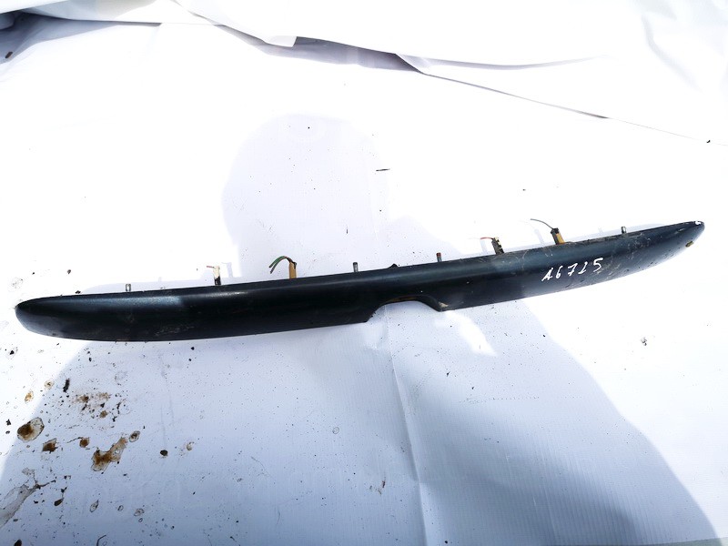 90463756 Opel Vectra 1996 Galinio dangcio isorine apdaila (numerio apsvietimas) G.