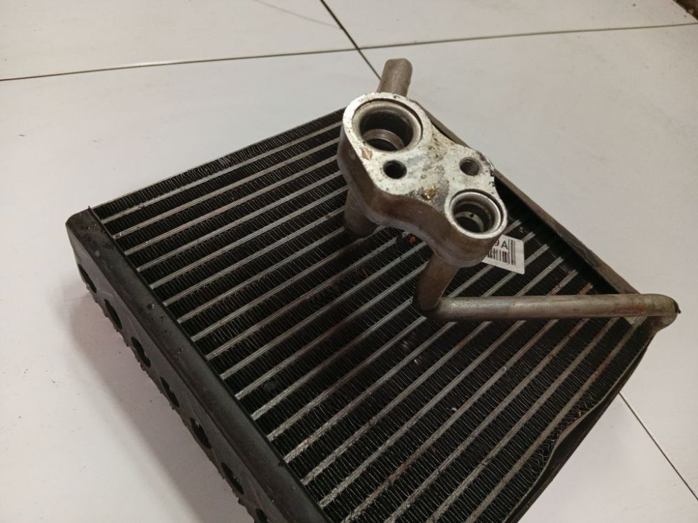 Audi A2 2000 Air Conditioning Condenser - Thumbnail 2