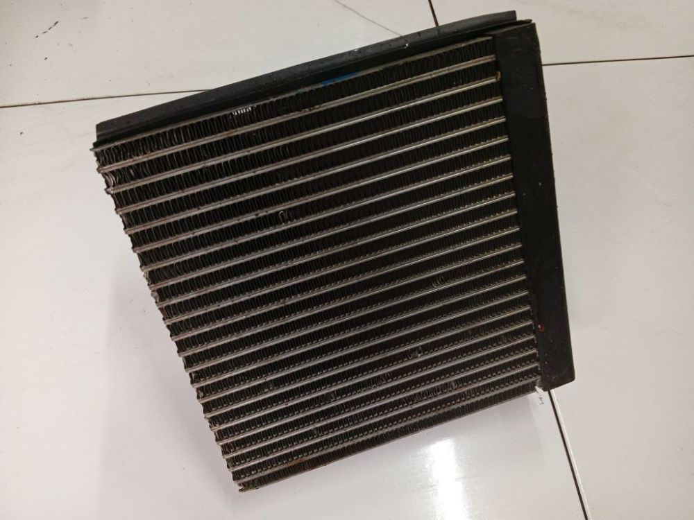 Audi A2 2000 Air Conditioning Condenser - Thumbnail 3