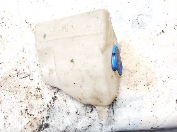 3A0955453B Volkswagen Passat 1996 Windshield Washer Reservoir tank (WASHER BOTTLE)