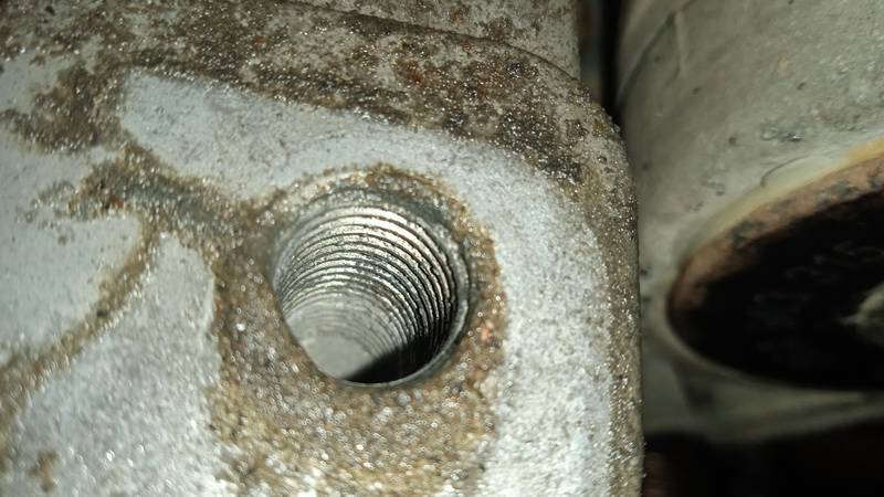 038199207J Volkswagen Golf 1998 Engine Mount Bracket and Gearbox Mount Bracket - Thumbnail 3