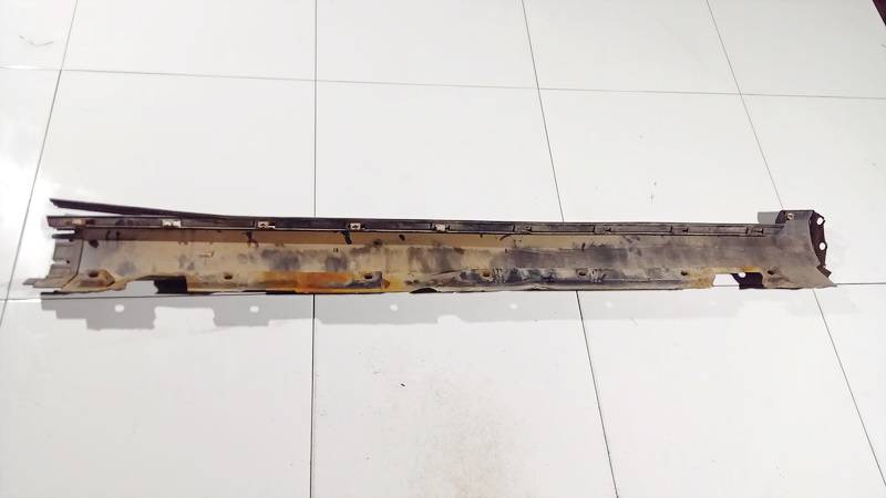 30678779 Volvo V50 2005 Left Sill Moulding - Thumbnail 2