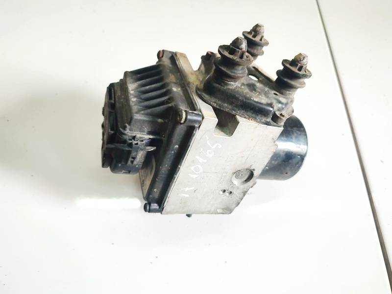3C0614095P Volkswagen Passat 2006 ABS Unit (ABS Brake Pump)