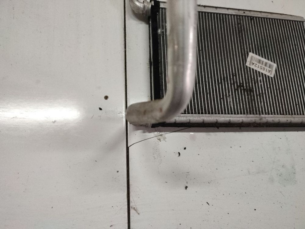 Honda Accord 2004 Salono peciuko radiatorius - Thumbnail 3