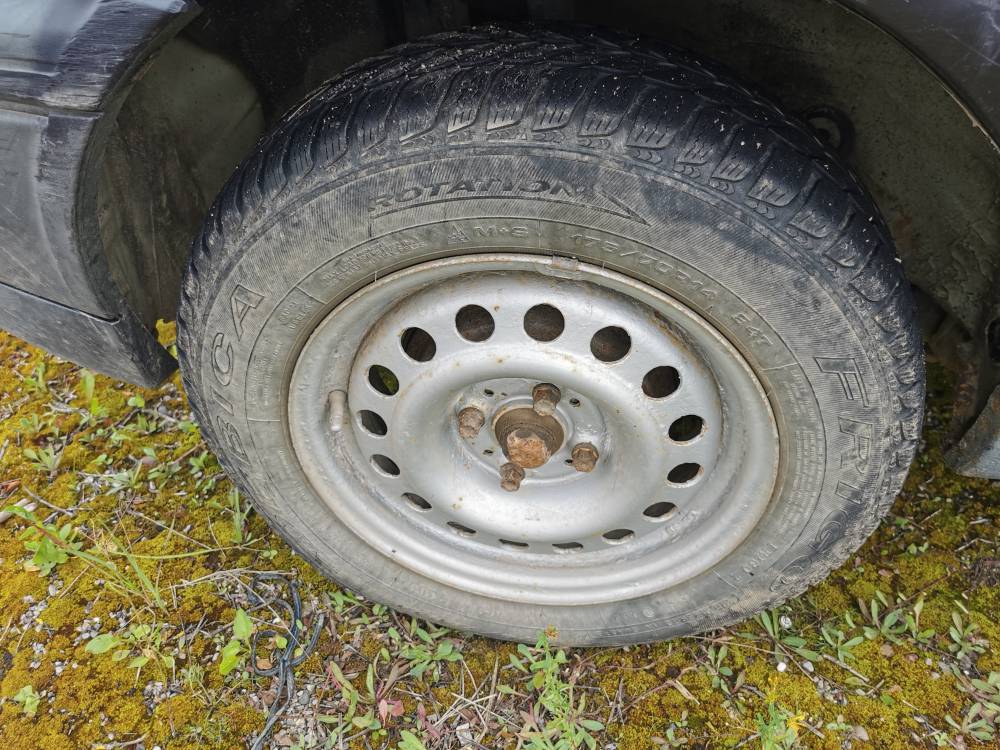 4X100 Volkswagen Golf 1993 Juego de ruedas de hojalata R14 - Thumbnail 4