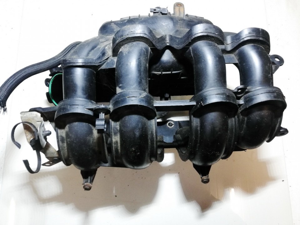 4m5g9424cb used Intake manifold (Inlet Manifold) Ford Focus 2005 1.6L