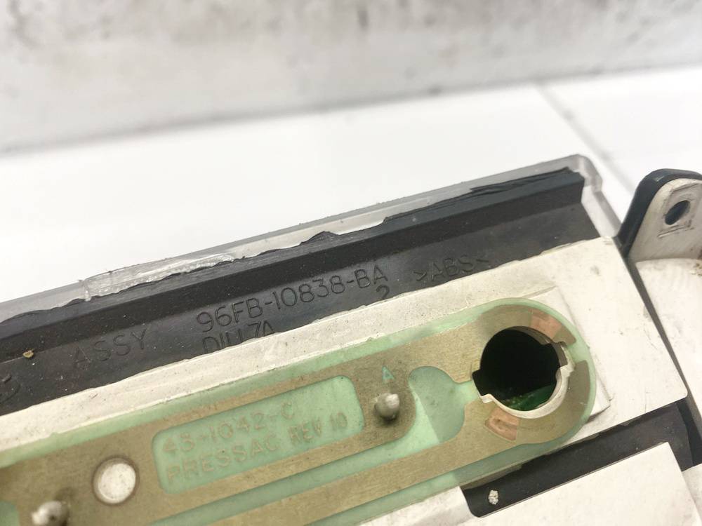 96FB10838BA Ford Fiesta 1996 Speedometers - Cockpit - Speedo Clocks Instrument - Thumbnail 4