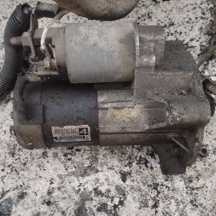 M000T85381 Peugeot 307 2004 Startti