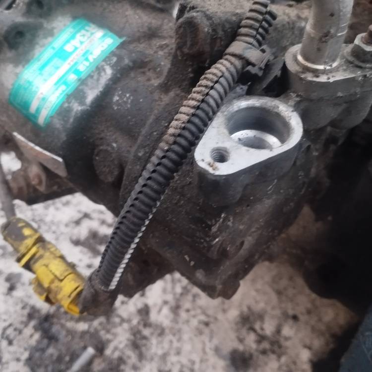 1669509344 Peugeot 307 2004 Ilmastointilaitteen pumppu - Thumbnail 4