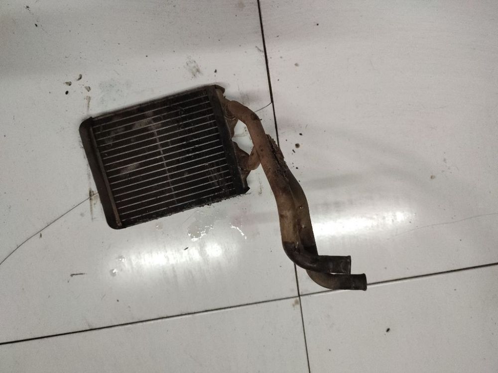 Jeep Grand Cherokee 2000 Chłodnica klimatyzacji