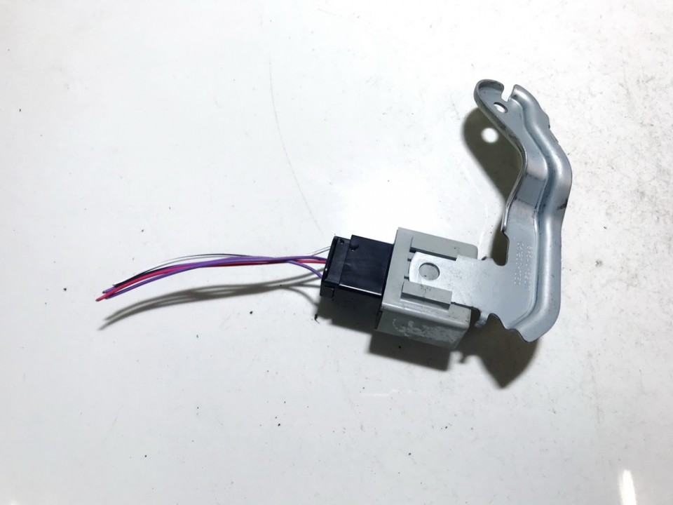 895A174010 Toyota Yaris 2011 Przekaźnik - Thumbnail 2