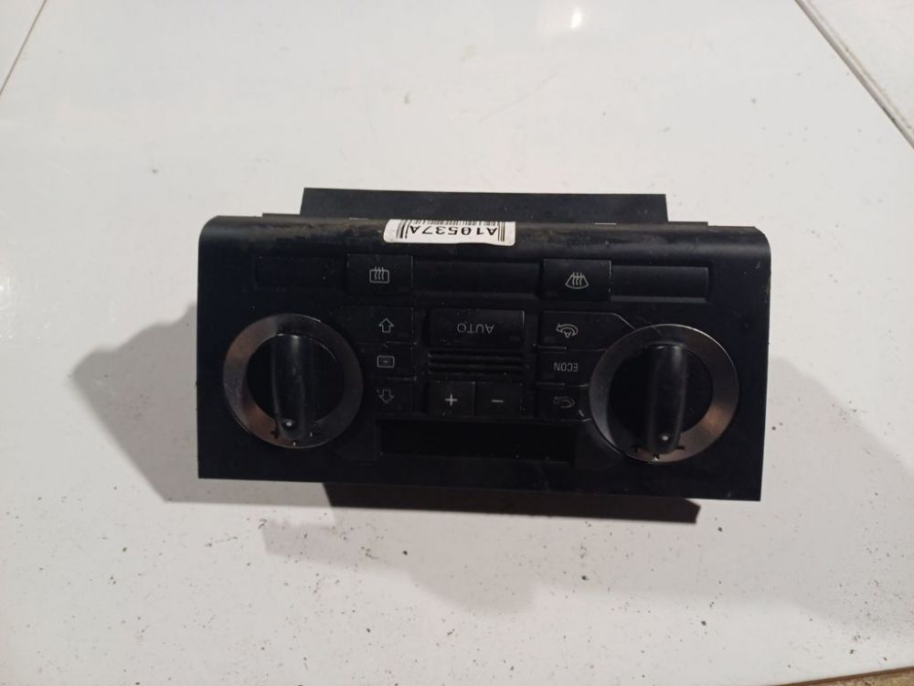 8P0820043H Audi A3 2006 Climate Control Panel (heater control switches)