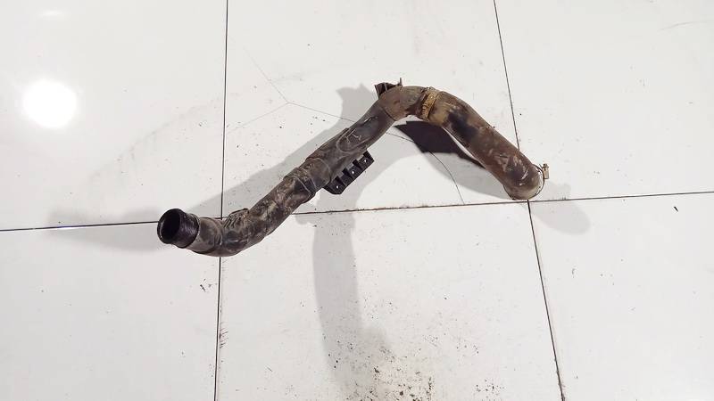 Volkswagen Passat 2010 TURBO INTERCOOLER PIPE HOSE