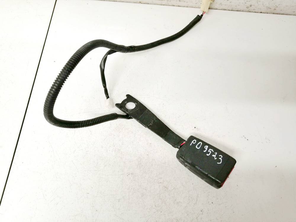 098934 Toyota Avensis 2006 Zaczep pasa bezpieczeństwa - PRZEDNIE PRAWE