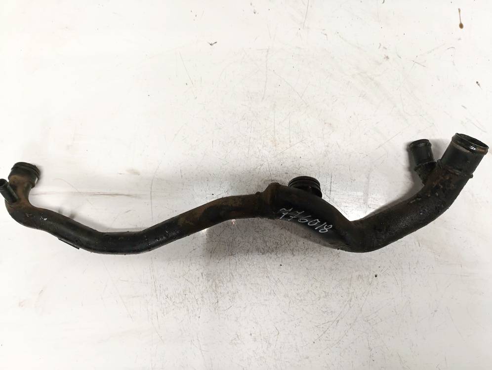 059121071R Audi A4 2002 Vesiputki