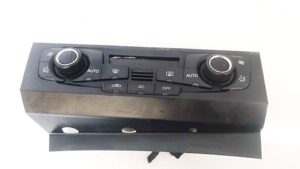 8T2820043AF Audi A4 2009 Panel sterowania klimatyzacją (przełączniki ogrzewania)
